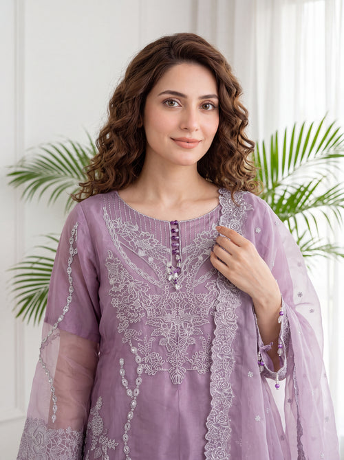 Ayla – 4-Piece Embroidered Organza Suit